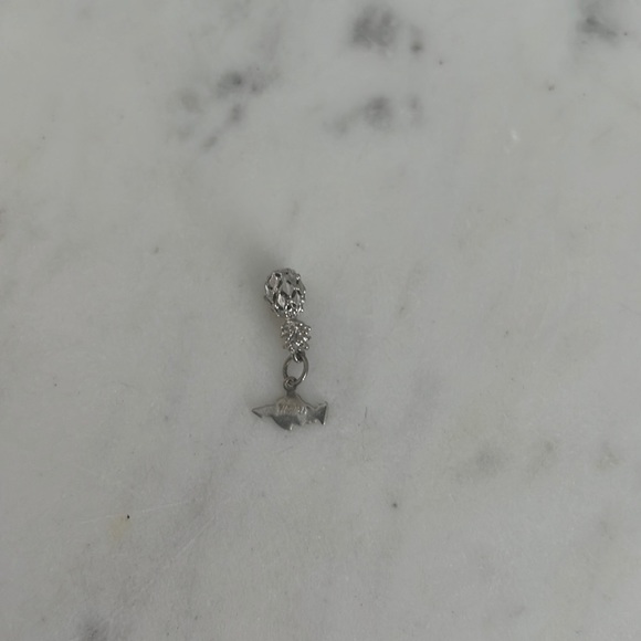 Boutique Pineapple Silver 925 Necklace Pendant Charm - Picture 10 of 11